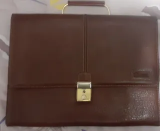 Maletín de piel para trabajo