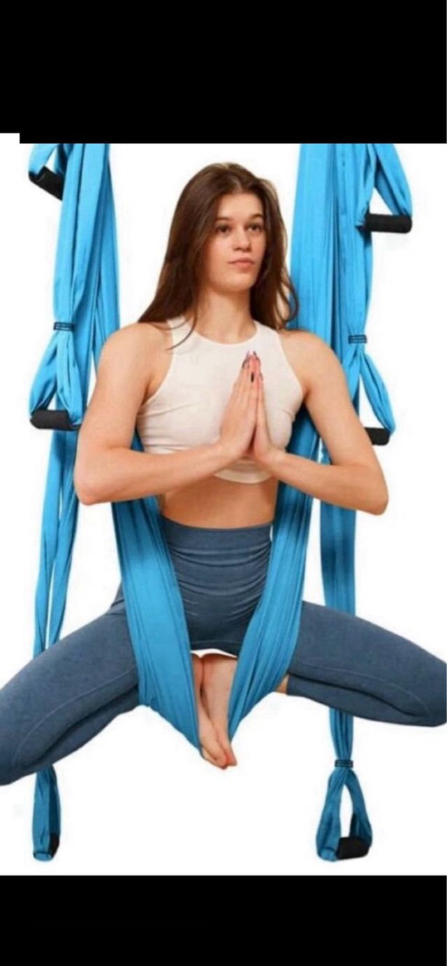 Columpio Yoga Aéreo Tela Azul y Negra