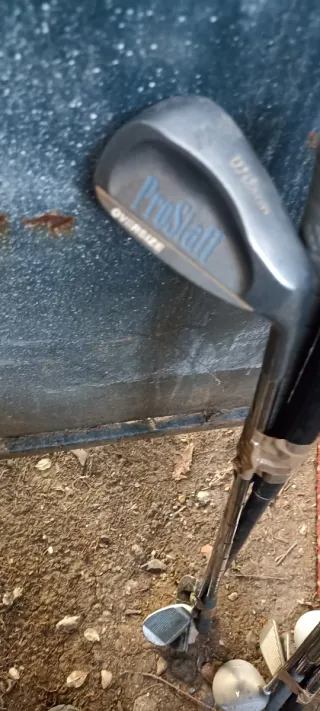 Lote 21 palos de golf