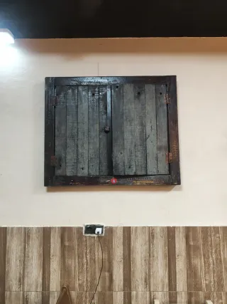 Ventana madera decoración rústica