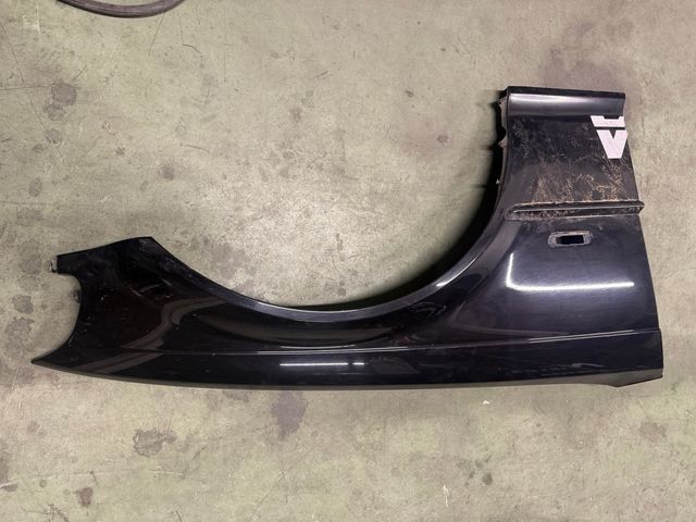 Aleta BMW E46 Copiloto Negra