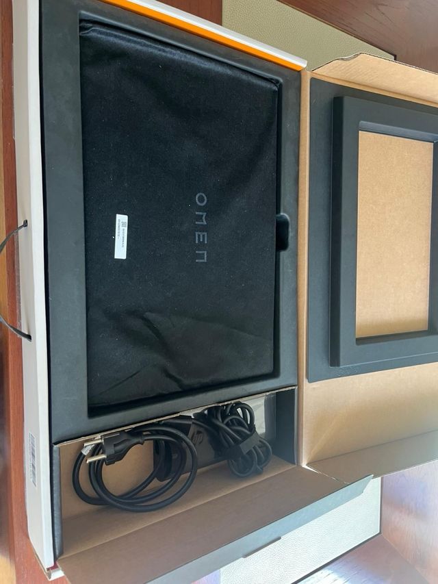 Portátil HP Omen 16-N0005NS Gaming