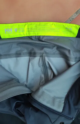 Pantalón impermeable Helly Hansen sin estrenar