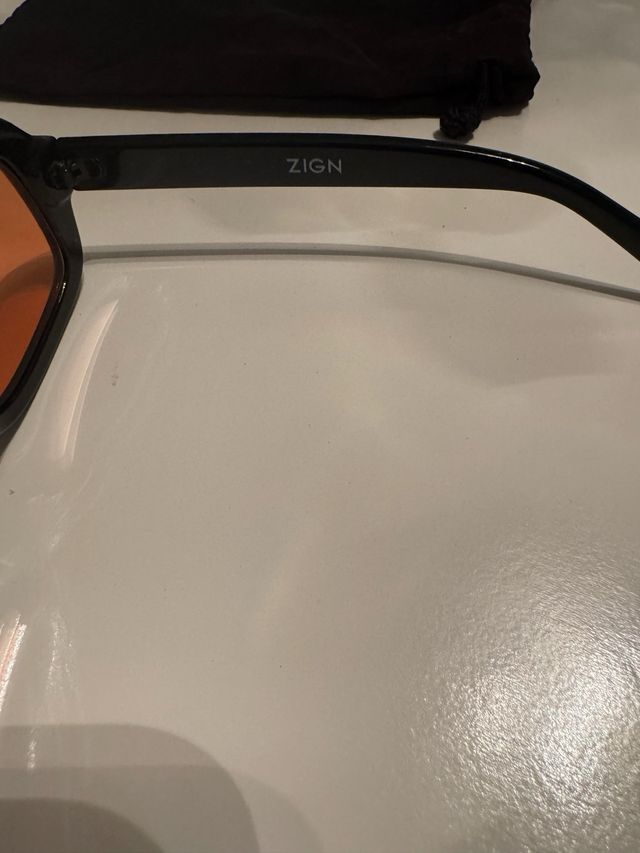 Gafas de sol ZIGN negras y naranjas