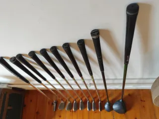 Palos de golf US Kids 57 y Ping niño