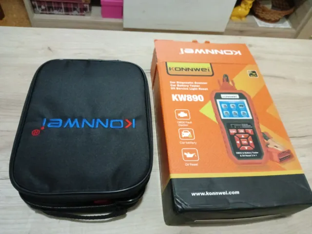 Escáner Automotriz KONNWEI KW890