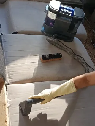 Limpieza de sofa, sillas, alfombra, colchones