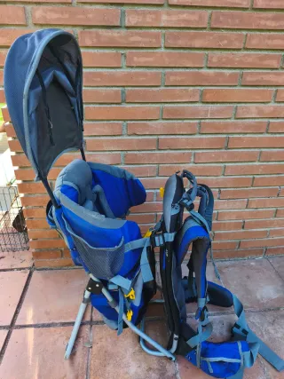 Mochila portabebés senderismo