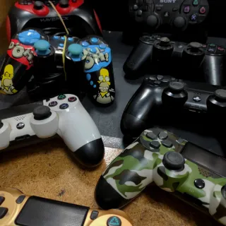 Mandos para consolas PS2, PS3, PS4 para reparar