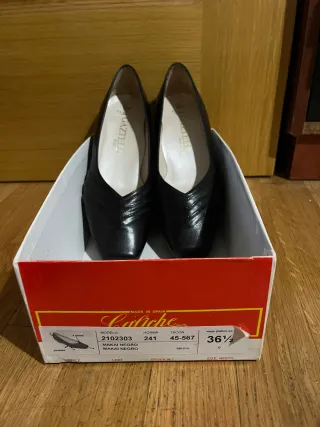 Zapatos Gaztelu Negros Mujer