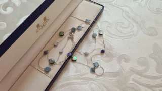 Collana vintage H.L. Brown con madreperla e pietre