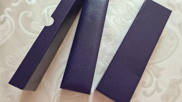 Collana vintage H.L. Brown con madreperla e pietre