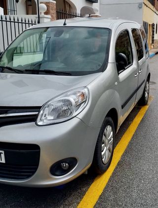 Renault Kangoo adaptada minusvalidos