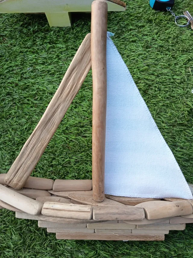 Barco decorativo madera y tela