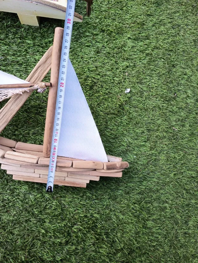 Barco decorativo madera y tela