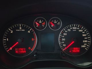 AUDI A3 2.0 TDI 140cv DPF Ambition