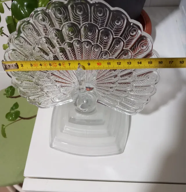 Figura pavo real cristal transparente