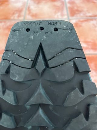 Esquís K2 Telemark/Travesía + Fijaciones + Botas..