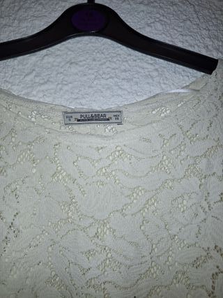 Blusa encaje Pull&Bear Talla S