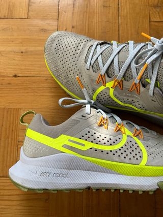 Nike Pegasus Trail 4 Talla 41 Gris Lima