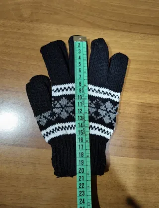 Guanti invernali unisex neri e grigi