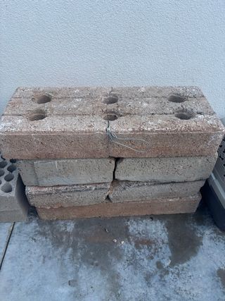 Ladrillos de valla de obra (4 unidades)