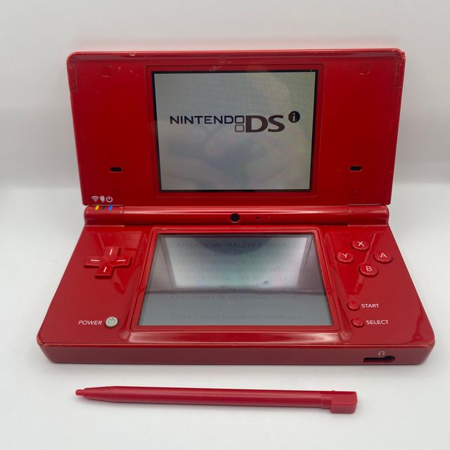 Nintendo DSi Rossa con Caricatore e Pennino