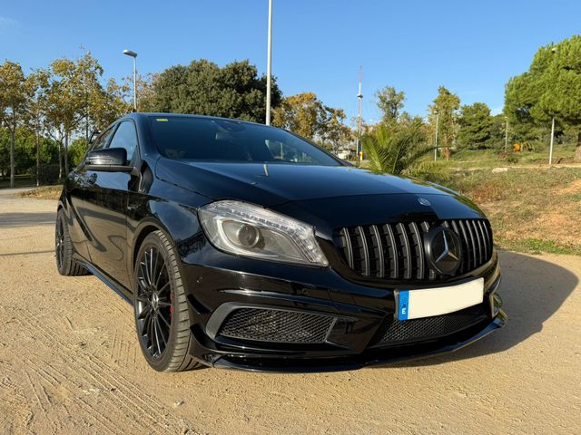Mercedes-Benz A45 AMG 2013