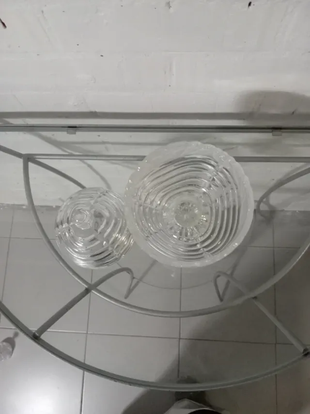 Bombonera o azucarero de cristal tallado con tapa