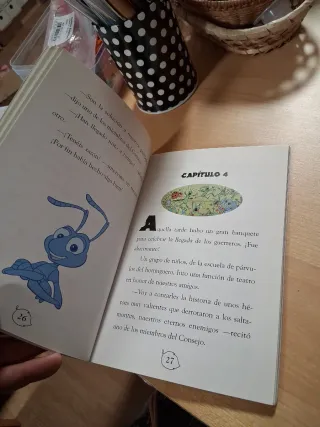 Bichos: una aventura en miniatura (Minilibros D...