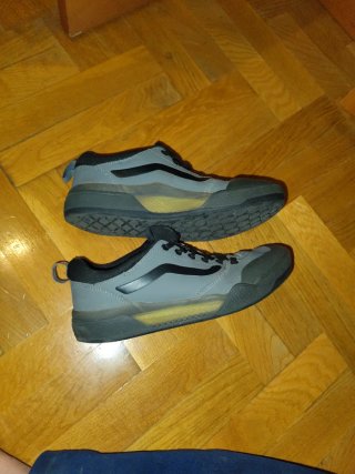 Zapatillas Vans BMX waterproof.