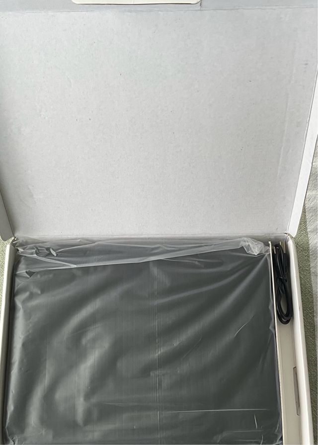 Capa iPad 6/6 Pro com Teclado Preta