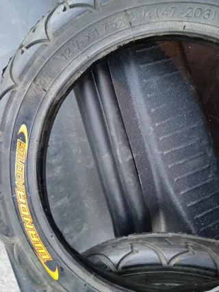 Copertoni Bici 12-14 pollici 20€ a coppia.