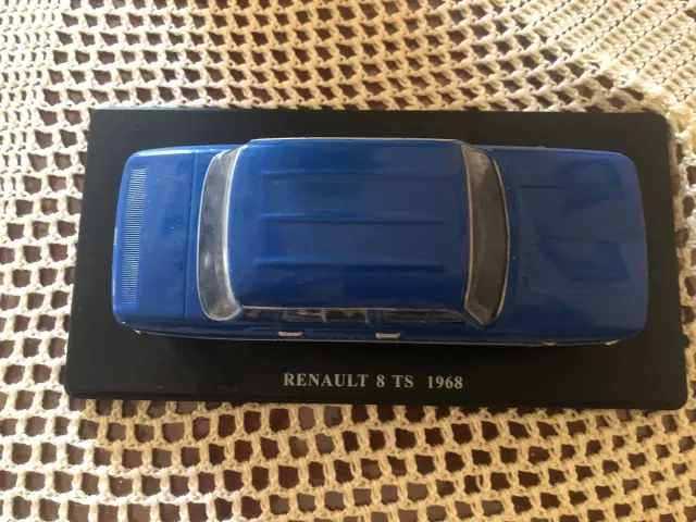 Renault 8 TS 1968 - Modelo Azul