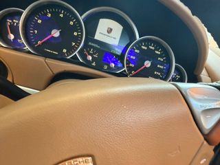 Porsche Cayenne 2005