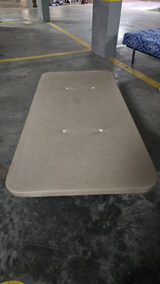 Canapé O TAPIFLEX con patas