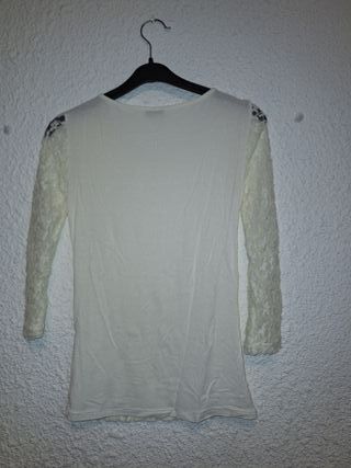 Blusa encaje Pimkie blanca talla S