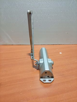 Muelle hidráulico para puerta