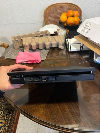 PS4 Slim 1TB + GTA V PREZZO TRATTABILE!!