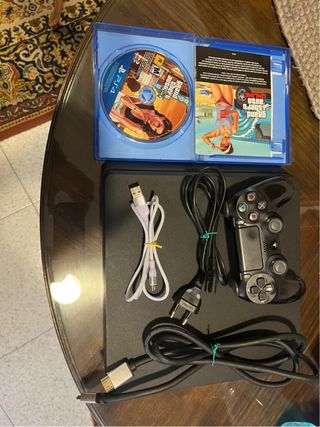 PS4 Slim 1TB + GTA V PREZZO TRATTABILE!!
