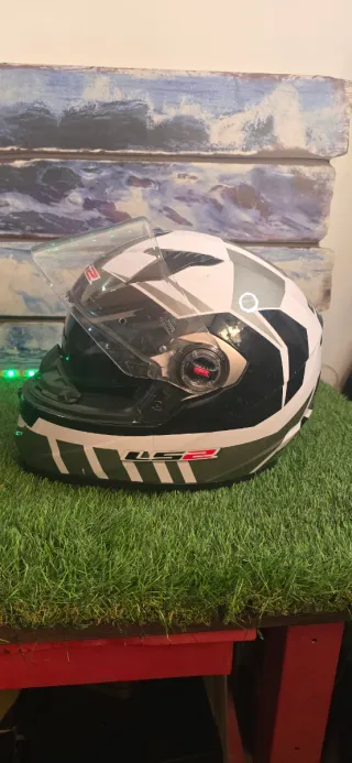 Cascos de moto y guantes