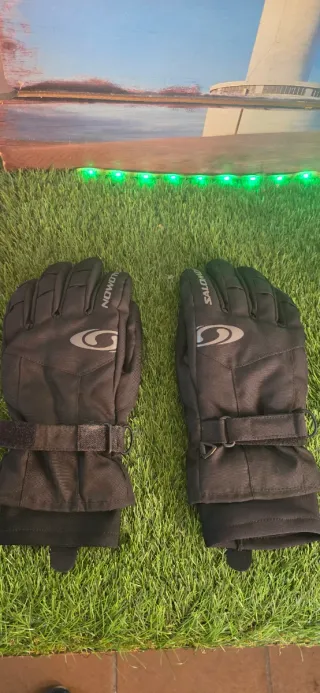 Cascos de moto y guantes