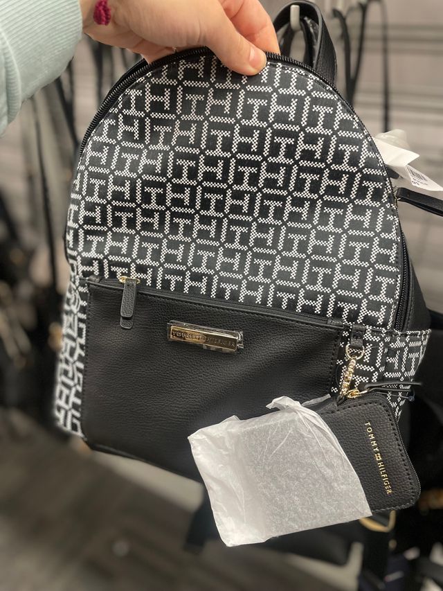 Mochila Tommy Hilfiger Logo Monogram