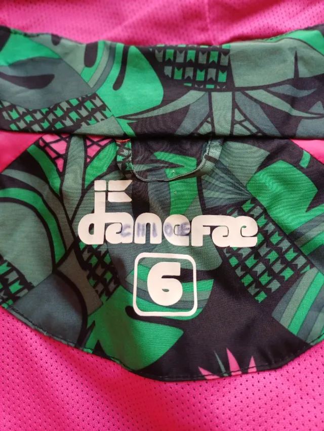 Chubasquero niña estampado tropical