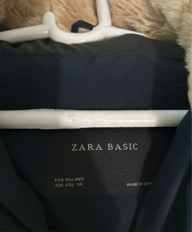 Plumífero Zara Basic azul marino mujer