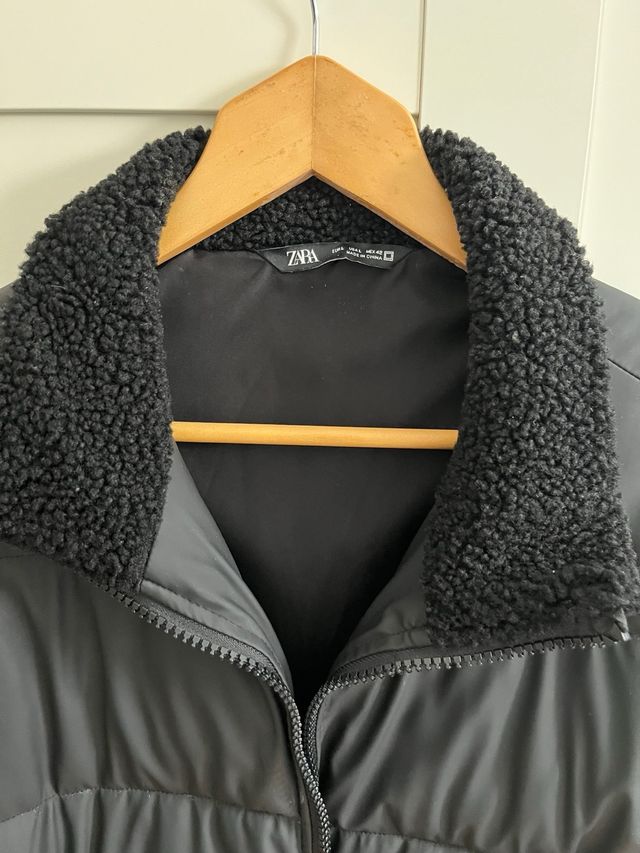 Chaqueta Zara acolchada negra Talla M