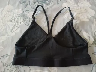 Top deportivo Nike negro original