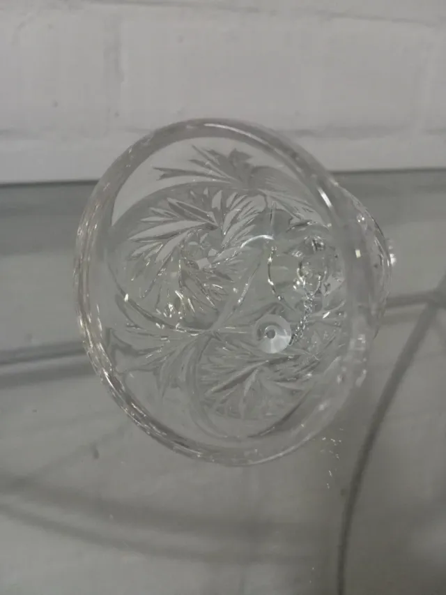 Campana de cristal tallado