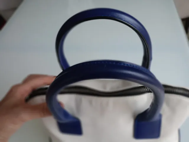 Bolso Georges Rech blanco y azul