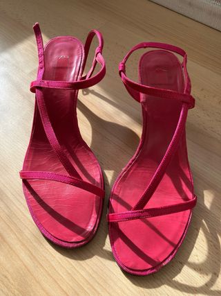 Sandalias Fucsia de Tiras